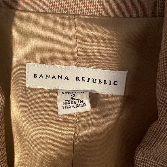 Banana Republic suit - Picture 2 of 7